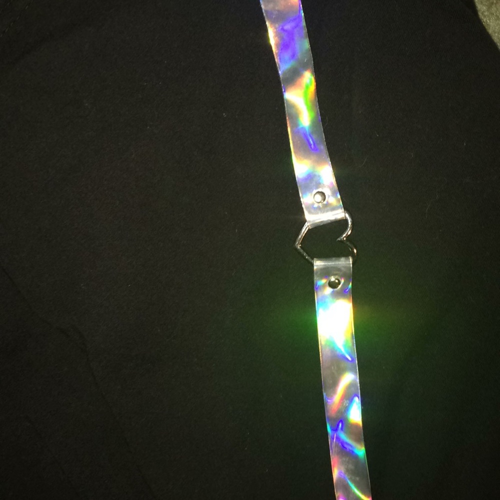 Holographic heart choker